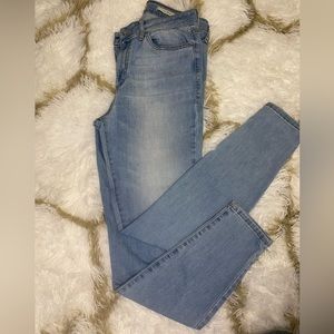 Guess 1981 Skinny Jeans